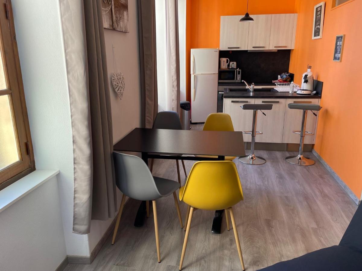 Millau Superbe Studio 35M2 Centre Ville Calme Et Ajoure Екстериор снимка